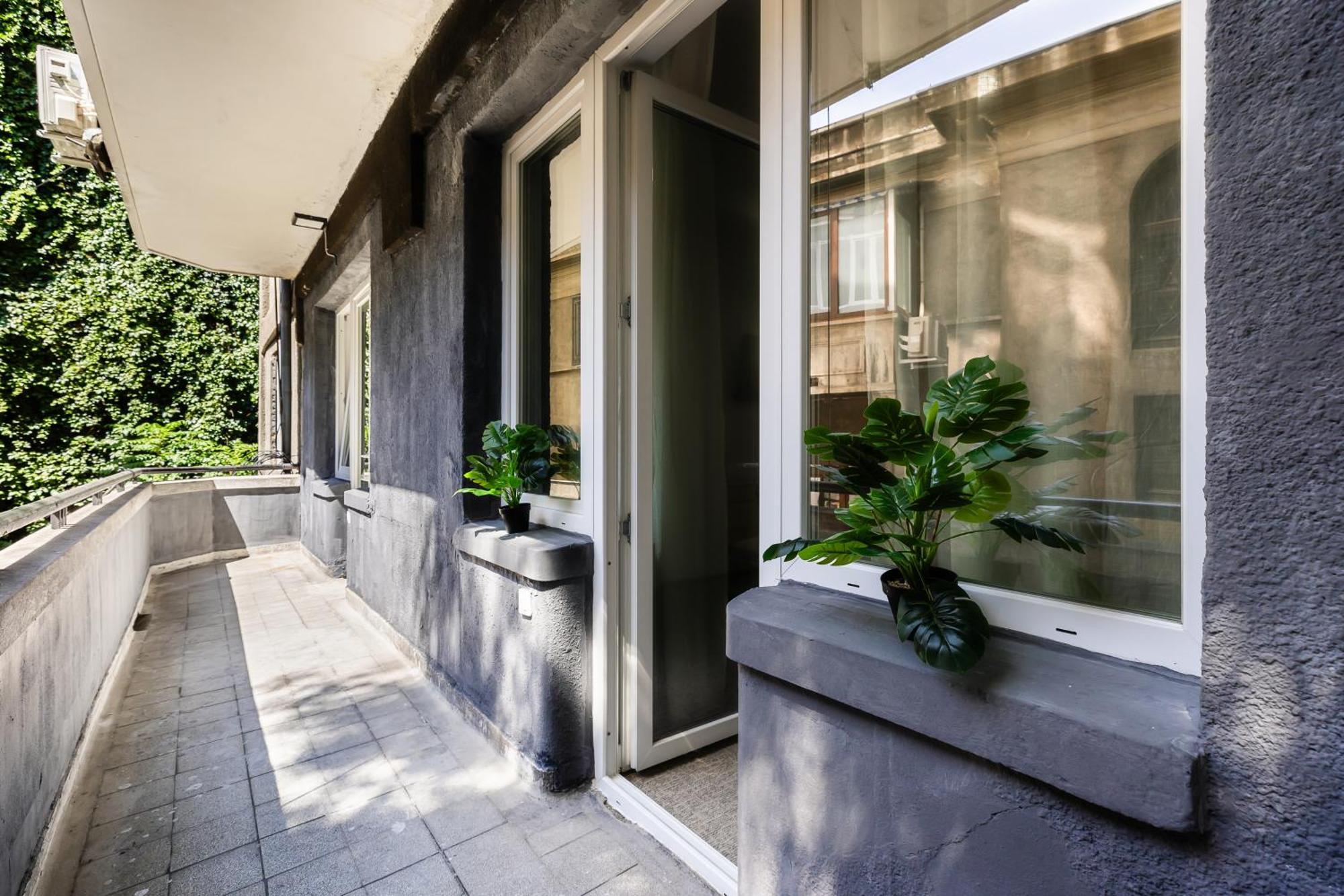Central Studios In Piata Romana Βουκουρέστι Εξωτερικό φωτογραφία