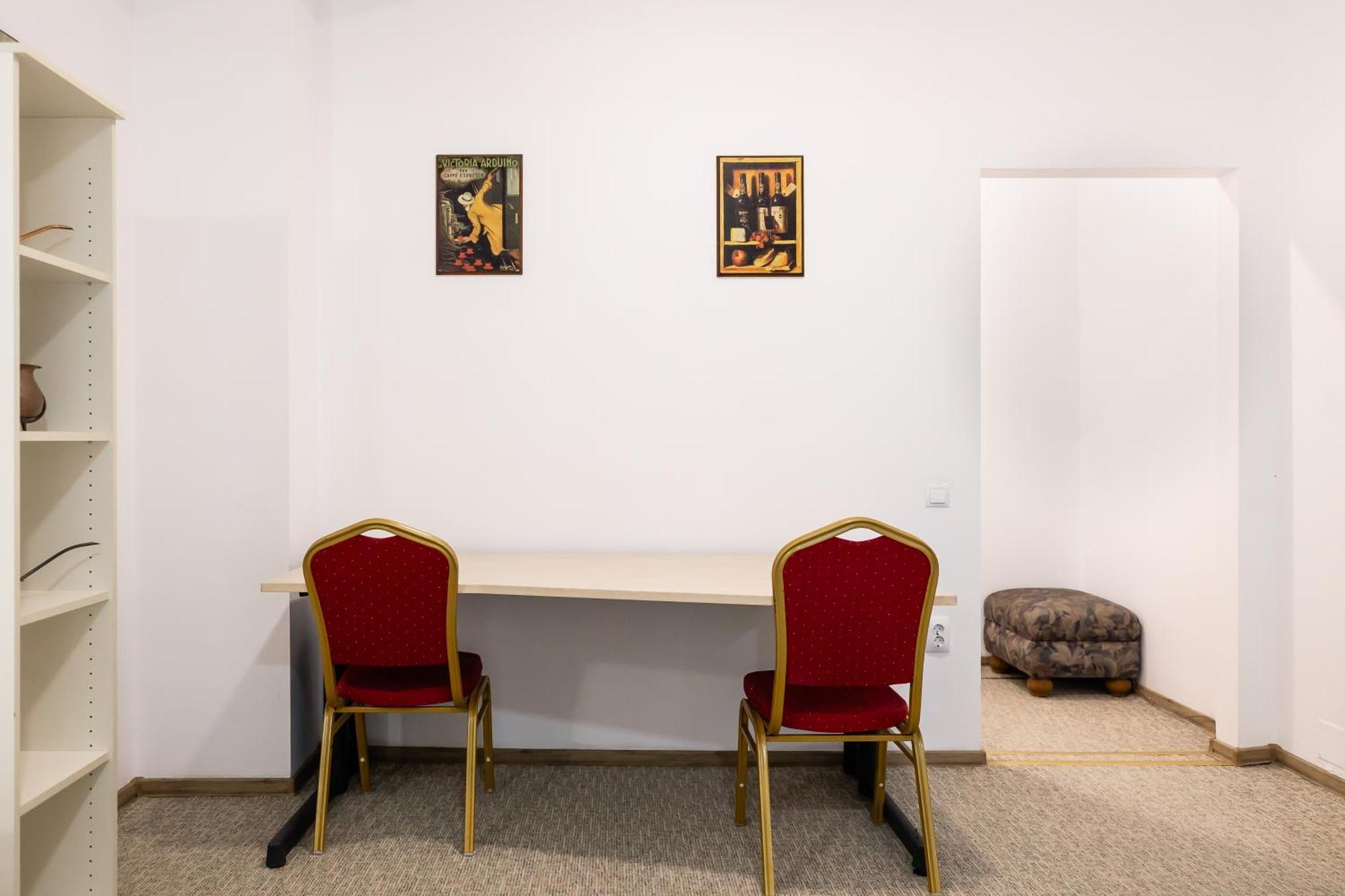 Central Studios In Piata Romana Βουκουρέστι Εξωτερικό φωτογραφία
