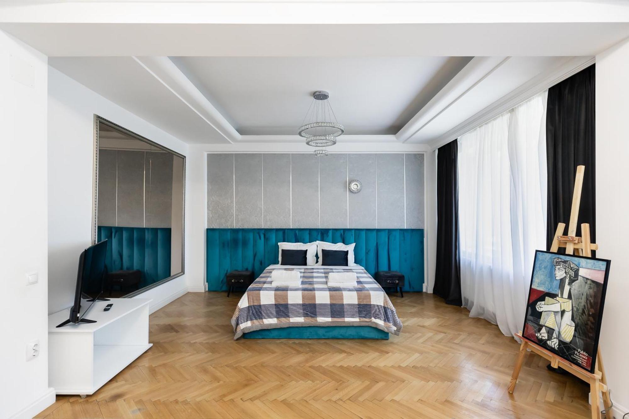 Central Studios In Piata Romana Βουκουρέστι Εξωτερικό φωτογραφία